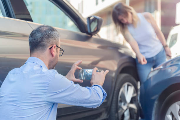 Professional Full Coverage Car Insurance technician working in Vinita Park, MO
